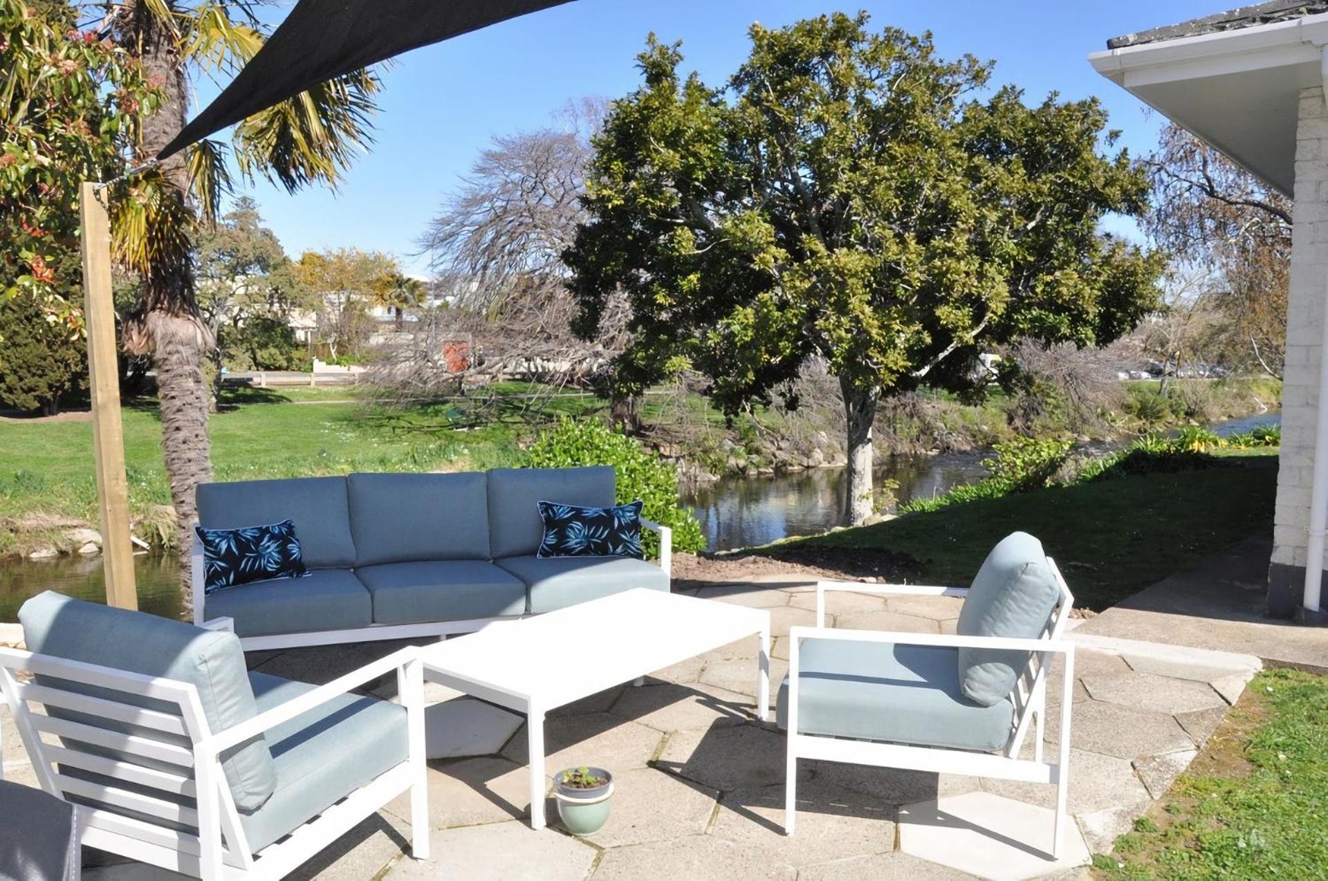 נלסון Sunny Riverside Retreat מראה חיצוני תמונה